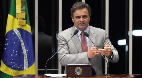 Aécio Neves critica veto da presidente ao Mais Médicos