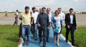 Presidente do PSDB participa de encontros com lideranças políticas em São Paulo