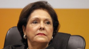 “De volta ao La Moneda”, por Solange Jurema