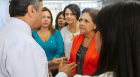PSDB Mulher discute maior participação com presidente nacional Aécio Neves