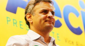 Aécio Neves retorna ao Senado hoje