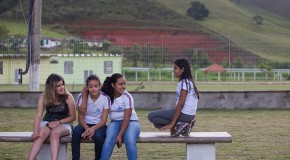 Cyberbullying é tema de campanha em escolas estaduais