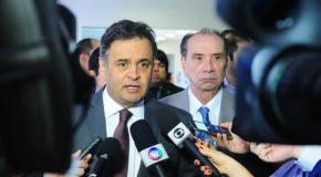 Aécio Neves anuncia viagem a Caracas em apoio aos líderes da oposição presos por Nicolás Maduro